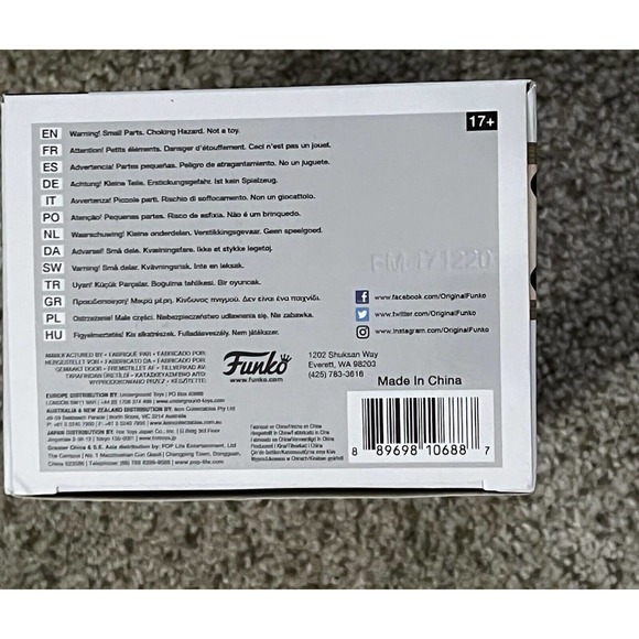 AXL ROSE Guns N Roses Funko POP Rocks 50 Collectible Vinyl Figure - Picture 6 of 6